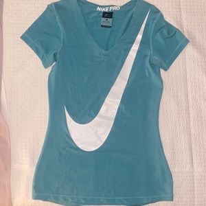 Nike dri fit fitted shirt